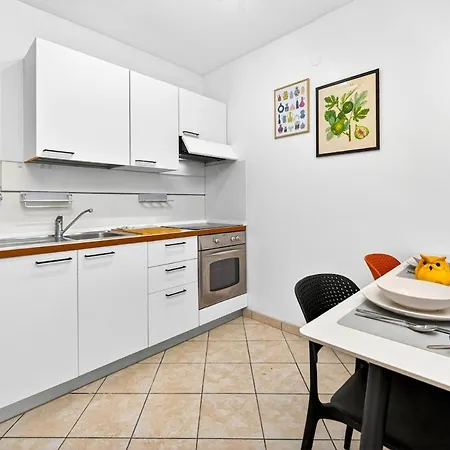 Sejour Moderne A Deux Pas De La *